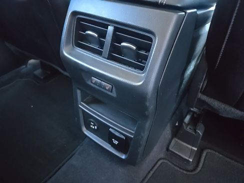 Used 2022 Ford Edge Titanium w/ Equipment Group 301A image 79