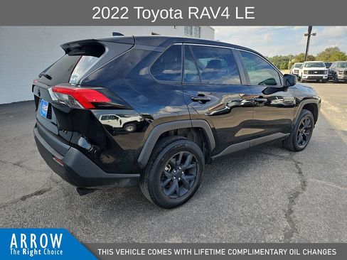Used 2022 Toyota RAV4 LE image 13