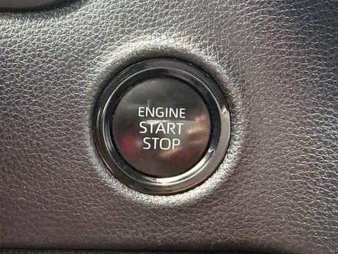 Used 2025 Toyota Tundra SR5 AWD/4WD image 21