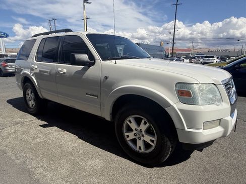 Used 2008 Ford Explorer XLT AWD/4WD image 2