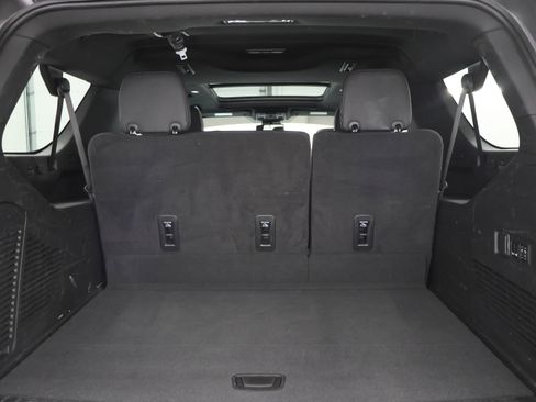 Used 2023 Chevrolet Suburban RST w/ Luxury Package AWD/4WD image 34