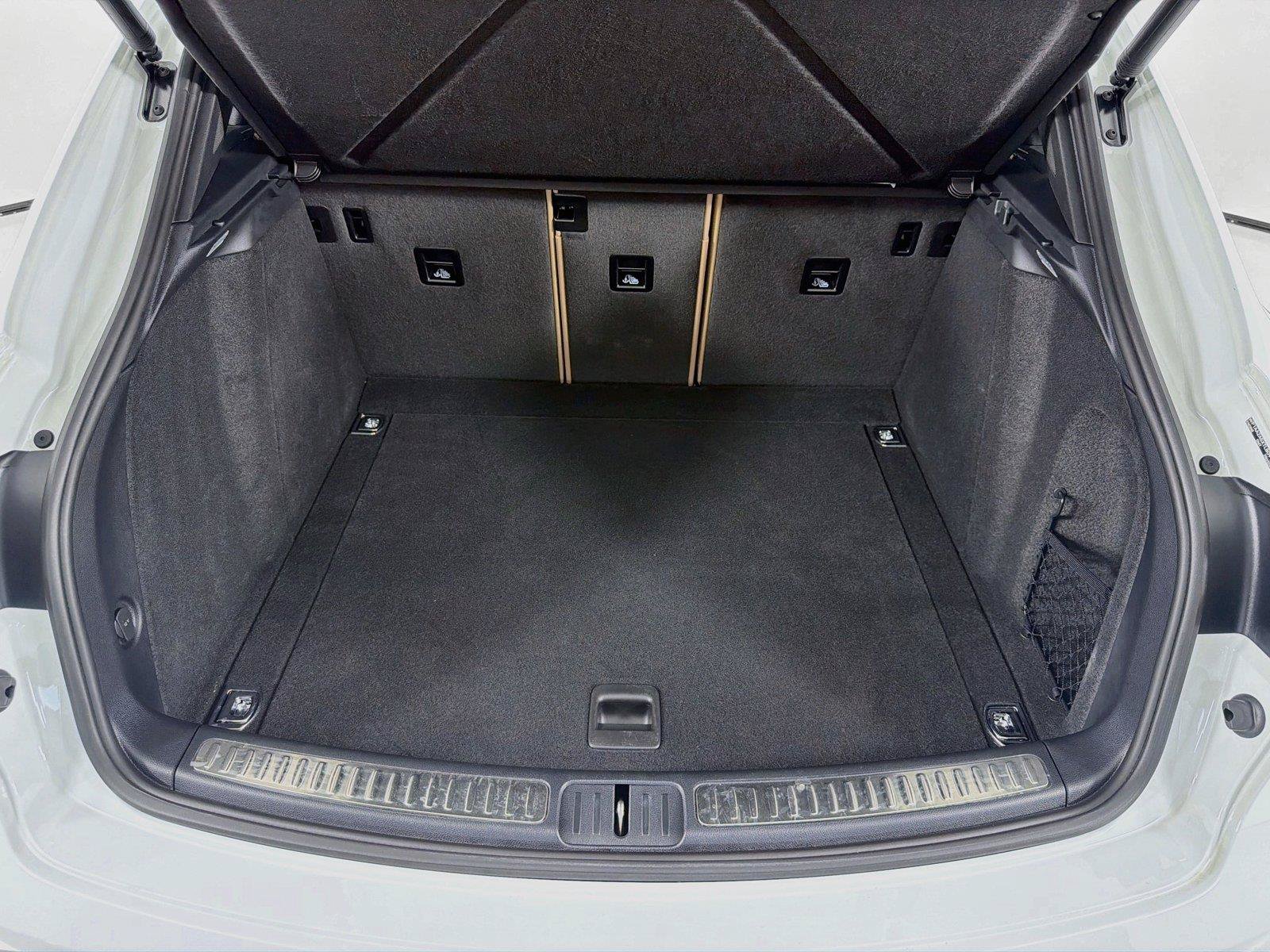 Certified 2026 Porsche Macan AWD/4WD image 25