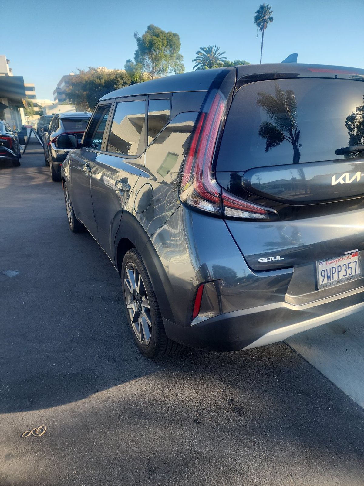 Used 2024 Kia Soul EX w/ Option Group 015 FWD image 3