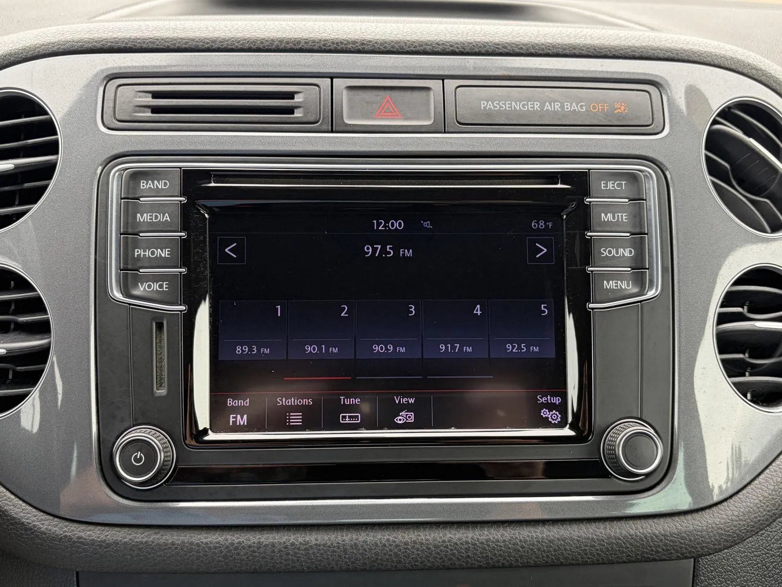 Used 2016 Volkswagen Tiguan R-Line FWD image 19