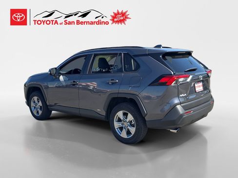 Certified 2025 Toyota RAV4 XLE AWD/4WD image 3