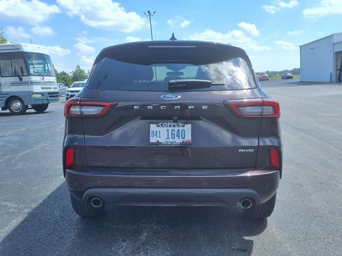 Used 2023 Ford Escape ST-Line w/ Tech Pack #1 AWD/4WD image 7