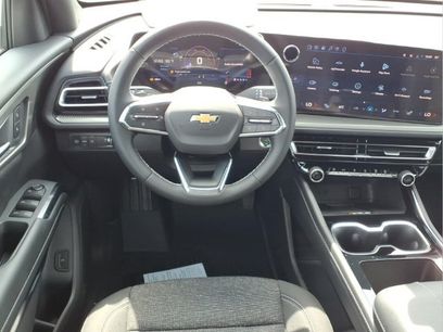 New 2027 Chevrolet Traverse LT w/ Driver Confidence Package