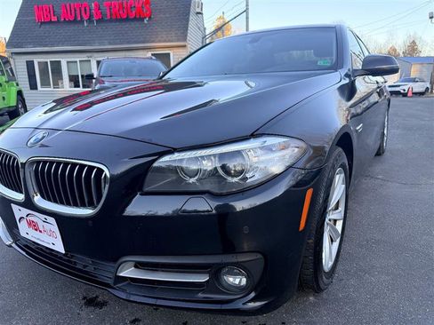 Used 2016 BMW 528i Sedan image 9