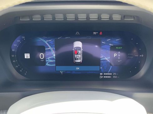 Certified 2024 Volvo XC90 T8 Plus w/ Protection Package Premier image 21