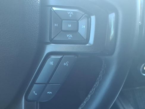 Used 2021 Ford Expedition Limited image 26