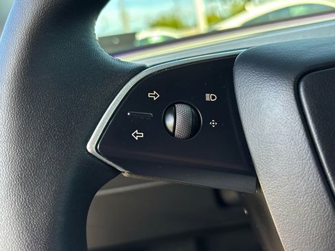 Used 2025 Tesla Model 3 Long Range image 15