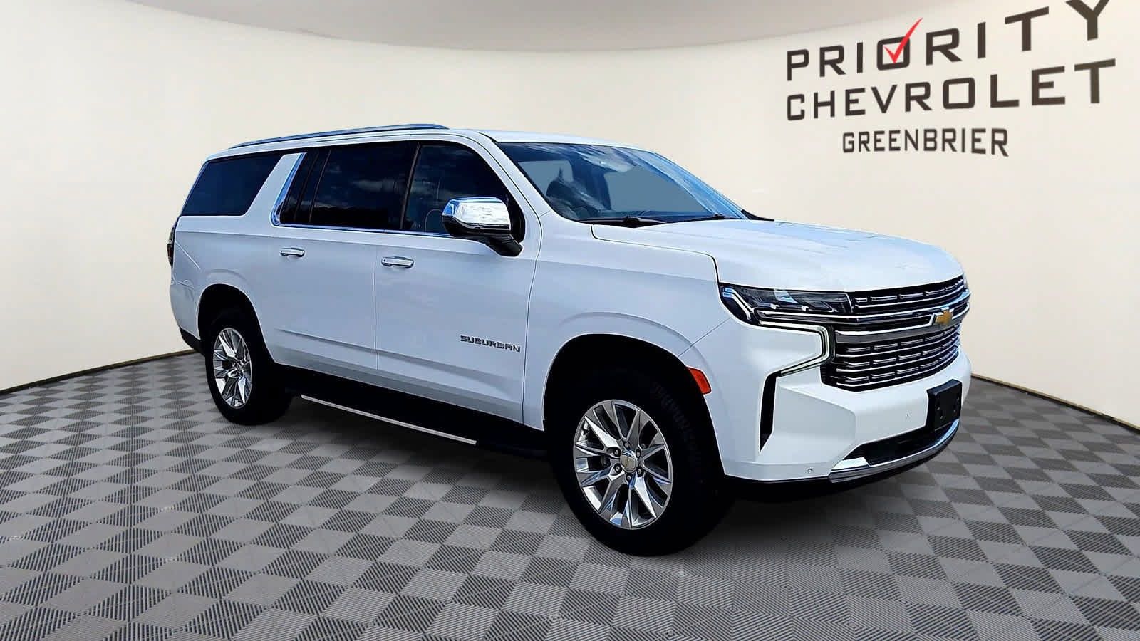 Certified 2024 Chevrolet Suburban Premier AWD/4WD image 2