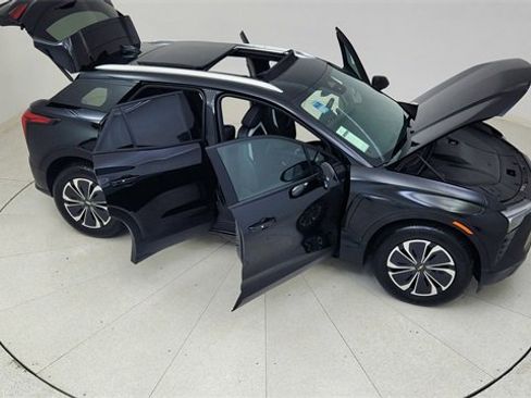 Used 2024 Chevrolet Blazer EV LT image 83