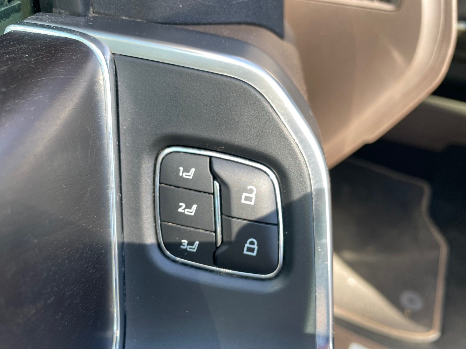 Used 2024 Ford F350 King Ranch AWD/4WD image 12