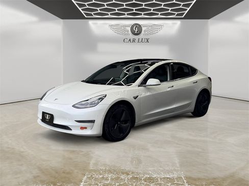 Used 2020 Tesla Model 3 Long Range image 1