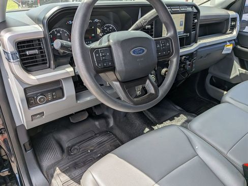 Used 2023 Ford F250 XL w/ 360-Degree Camera Package RWD image 10
