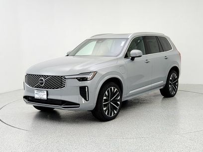 New 2025 Volvo XC90 T8 Core w/ Protection Package Premier