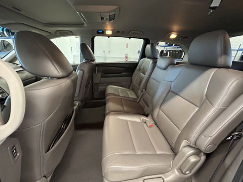 Used 2012 Honda Odyssey Touring image 13