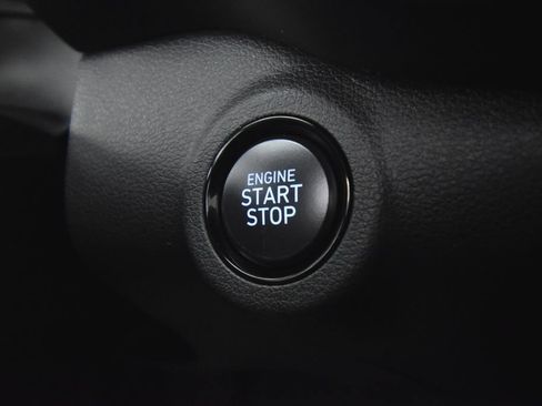 Used 2026 Hyundai Venue SEL FWD image 35