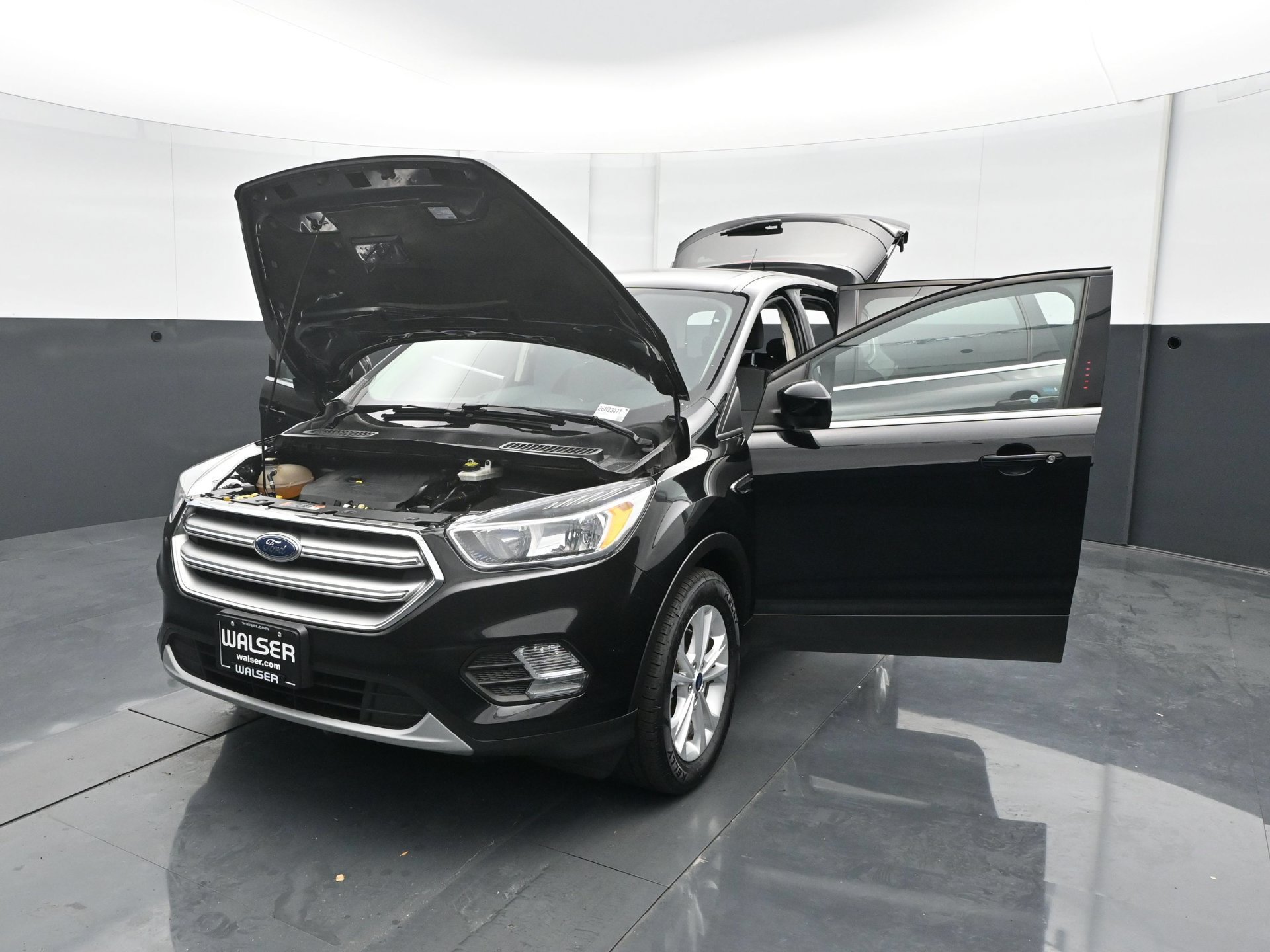 Used 2017 Ford Escape SE AWD/4WD image 27