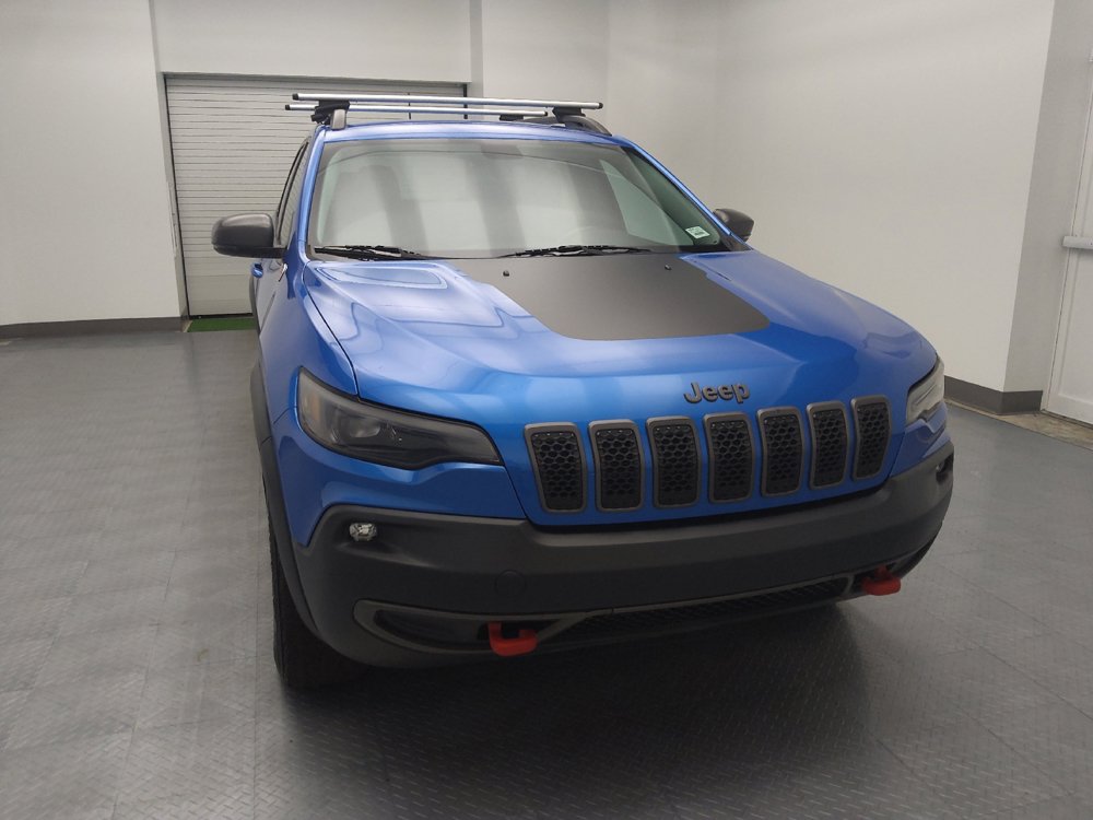 Used 2019 Jeep Cherokee Trailhawk w/ Cold Weather Group AWD/4WD image 14