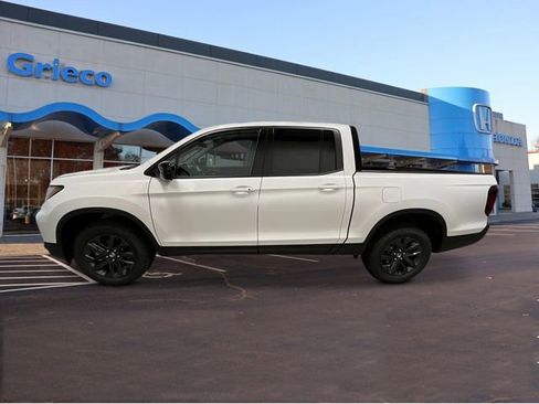 New 2026 Honda Ridgeline Sport image 2