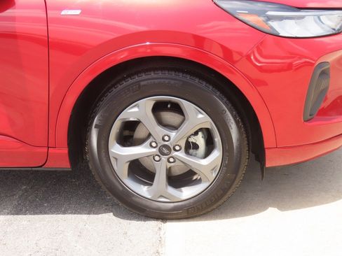 Used 2024 Ford Escape ST-Line w/ Equipment Group 301A FWD image 7