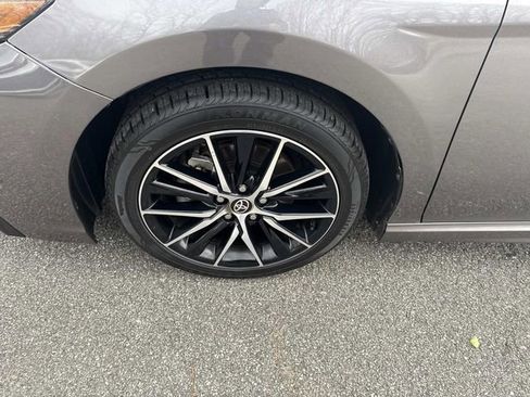 Used 2024 Toyota Camry SE image 12