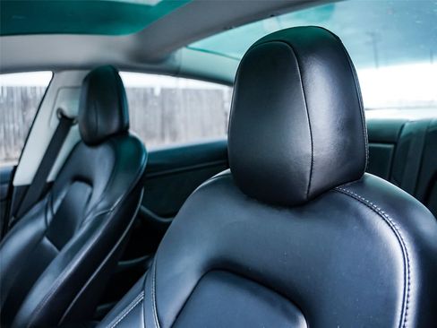 Used 2021 Tesla Model 3 Standard Range Plus RWD image 11