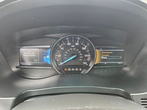 Used 2016 Ford Explorer XLT w/ Equipment Group 202A AWD/4WD image 12