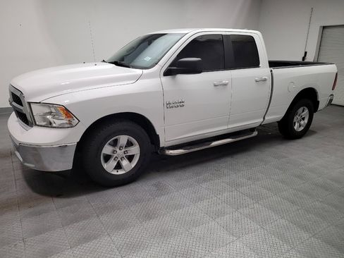 Used 2017 RAM 1500 Classic SLT RWD image 2