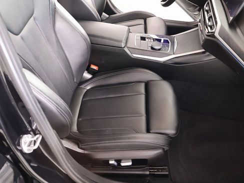 Used 2023 BMW 330i xDrive Sedan w/ Premium Package image 15