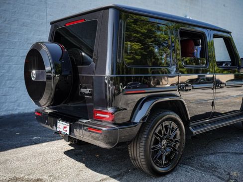Used 2025 Mercedes-Benz G 550 image 14
