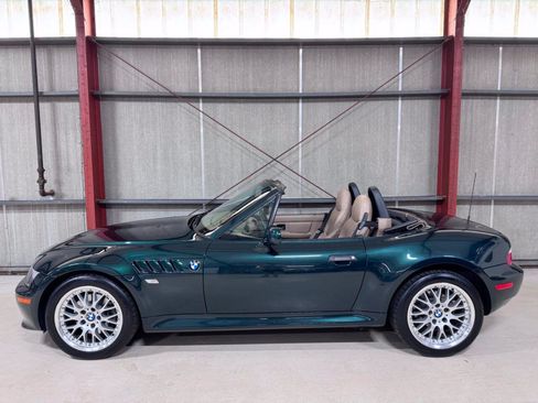 Used 2001 BMW Z3 3.0i RWD image 6