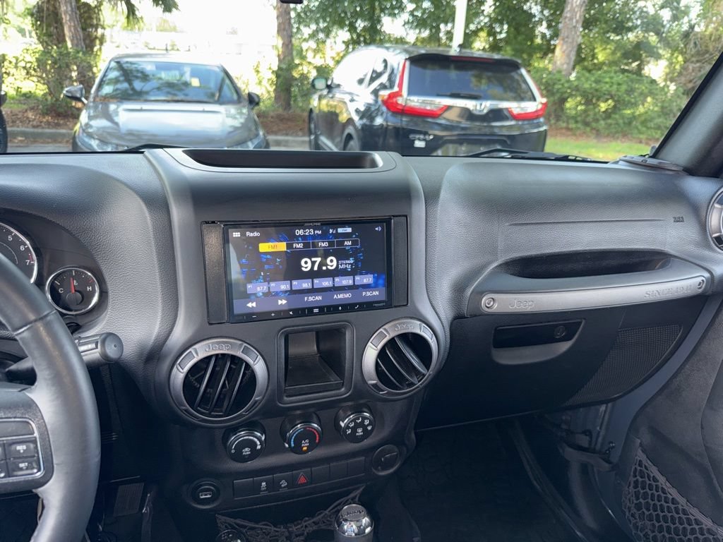 Used 2018 Jeep Wrangler Sport AWD/4WD image 56