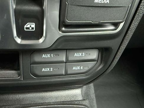 New 2026 Jeep Wrangler Sport AWD/4WD image 31