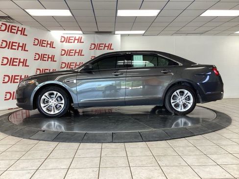 Used 2019 Ford Taurus SE FWD image 4