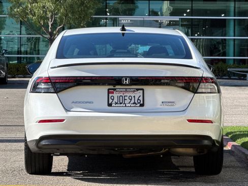 Used 2024 Honda Accord Sport image 5