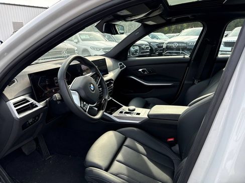Used 2025 BMW 330i Sedan RWD image 6