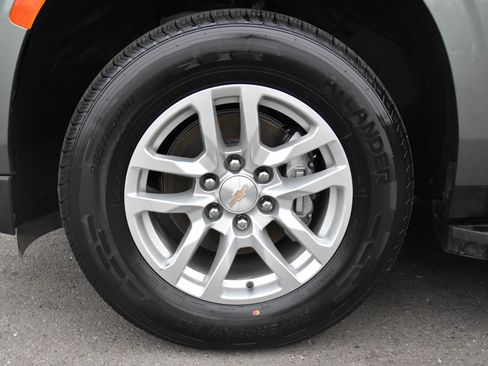 Used 2024 Chevrolet Tahoe LT image 12