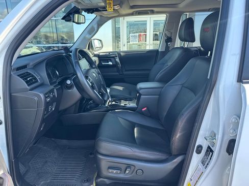 Used 2024 Toyota 4Runner TRD Off-Road Premium w/ Off Road Premium Plus Package image 9