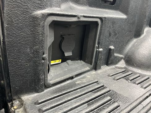 Used 2022 Ford F150 XLT w/ Equipment Group 302A High image 31