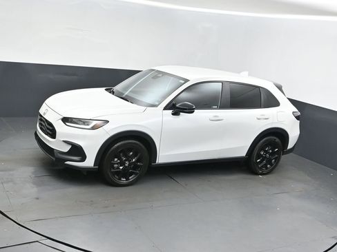 Used 2024 Honda HR-V Sport image 31