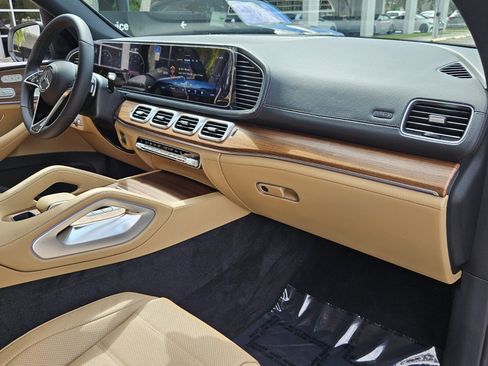 New 2026 Mercedes-Benz GLE 450 4MATIC image 23