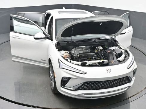 Used 2024 Buick Envista Avenir image 62