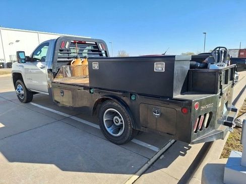 Used 2018 Chevrolet Silverado 3500 LT w/ LT Convenience Package image 3