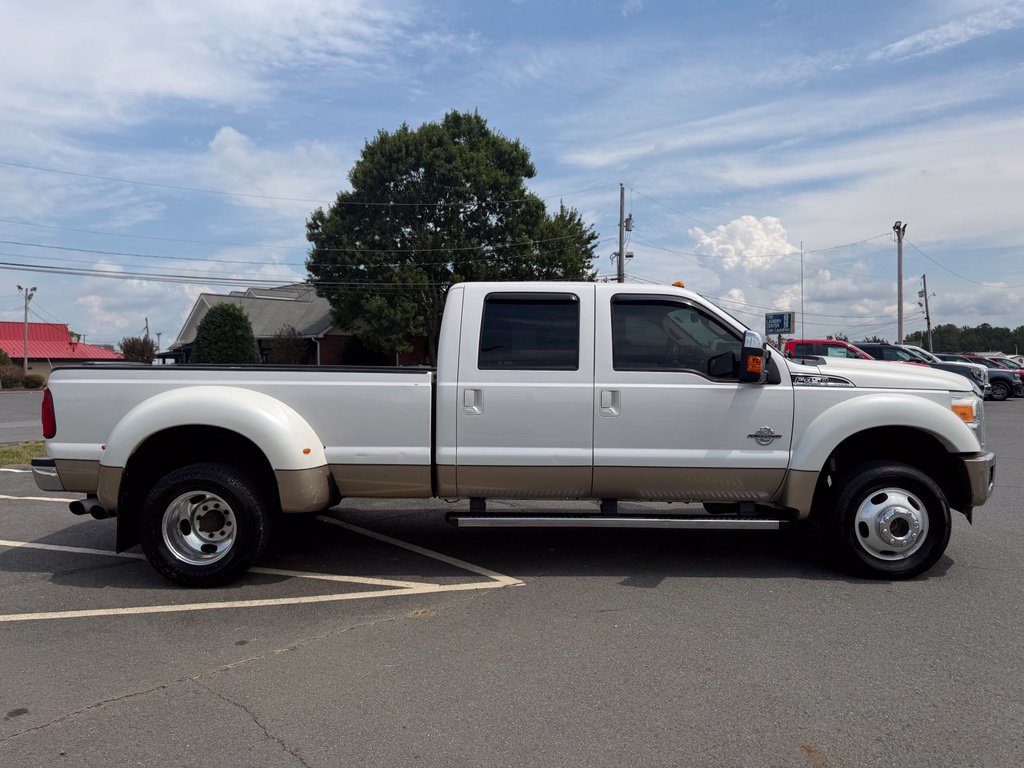 Used 2012 Ford F450 Lariat w/ Lariat Ultimate Pkg AWD/4WD image 2