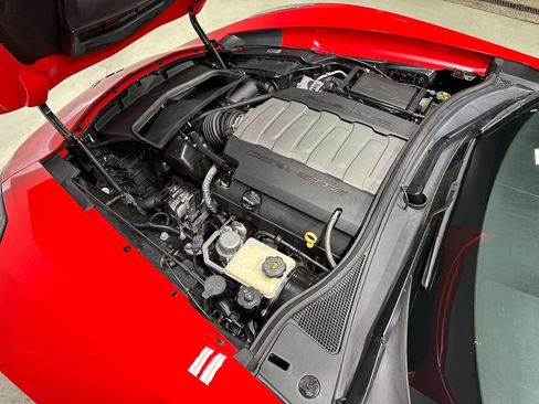 Used 2014 Chevrolet Corvette 1LT w/ Battery Protection Package image 3