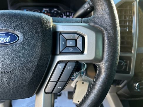 Used 2020 Ford F250 Lariat w/ Chrome Package image 20