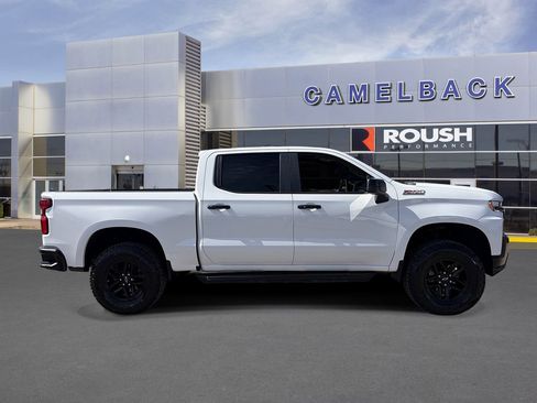 Used 2021 Chevrolet Silverado 1500 LT Trail Boss w/ Convenience Package II AWD/4WD image 6